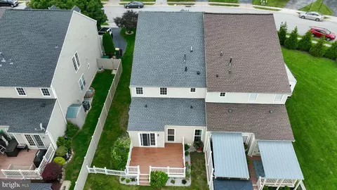 View/Area - 286 Maple Dr, Hanover, PA 17331 photo 2 of 4