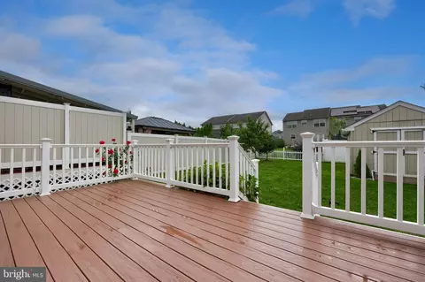 Exterior - 286 Maple Dr, Hanover, PA 17331 photo 1 of 4