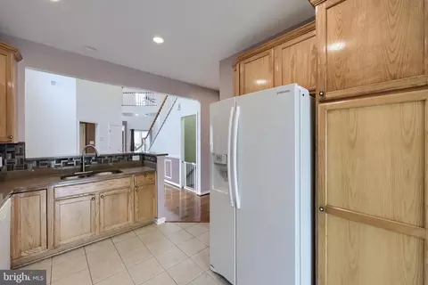 Kitchen - 286 Maple Dr, Hanover, PA 17331 photo 4 of 4