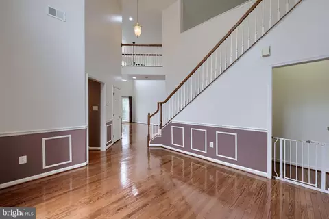 Entry Way - 286 Maple Dr, Hanover, PA 17331 photo 3 of 6