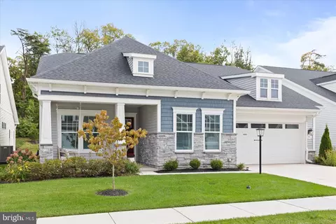 371 Quiet Dr, Gettysburg, PA 17325