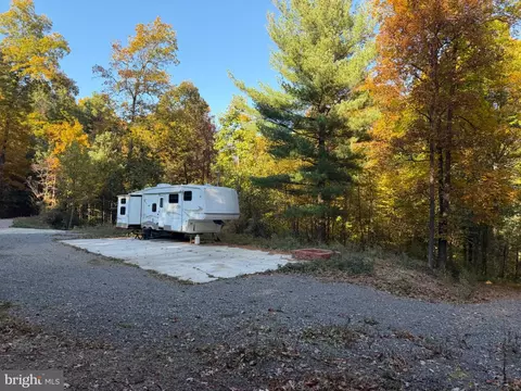 410 Clear Springs Rd, Biglerville, PA 17307