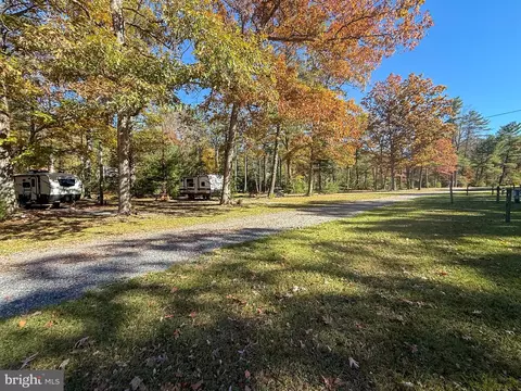 6924 Chambersburg Rd, Fayetteville, PA 17222