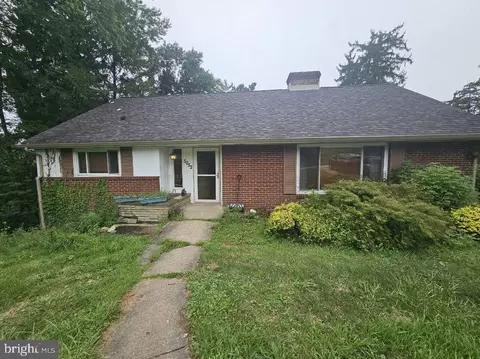 5052 W Library Ave, Bethel Park, PA 15102