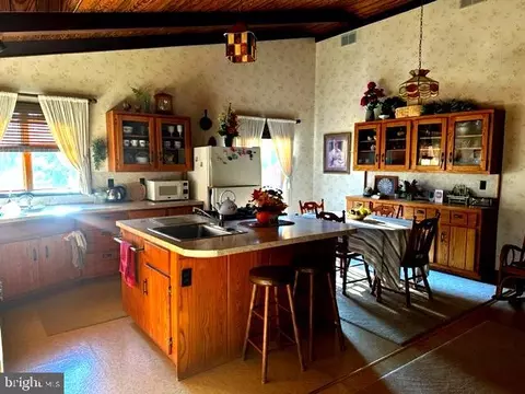 8618 Black Valley Rd, Everett, PA 15537 photo 6