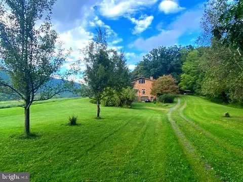 8618 Black Valley Rd, Everett, PA 15537 photo 2