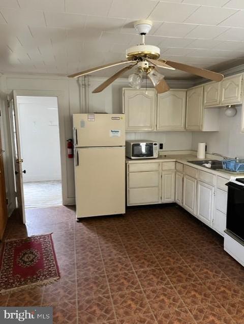 36 W 8th St, Everett, PA 15537 photo 7
