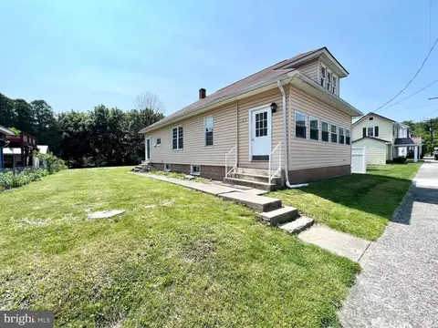 137 Bedford St, Hyndman, PA 15545