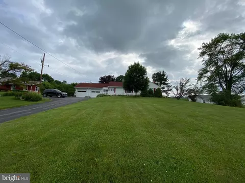 4924 Business 220, Bedford, PA 15522