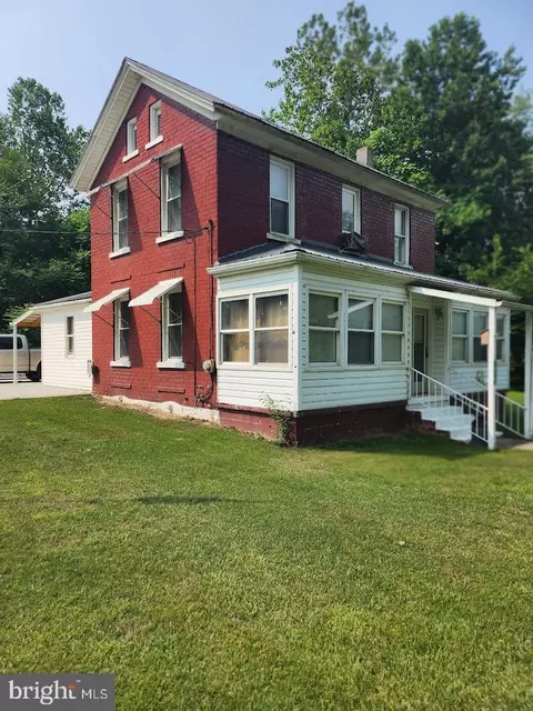 924 Six Mile Run Rd, Six Mile Run, PA 16679