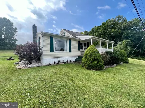 1312 E Graceville Rd, Everett, PA 15537