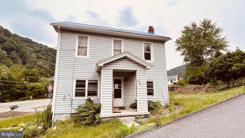 681 Christian St, Hopewell, PA 16650