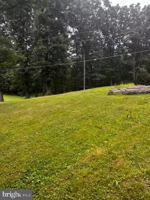 2490 Plank Rd, Hopewell, PA 16650