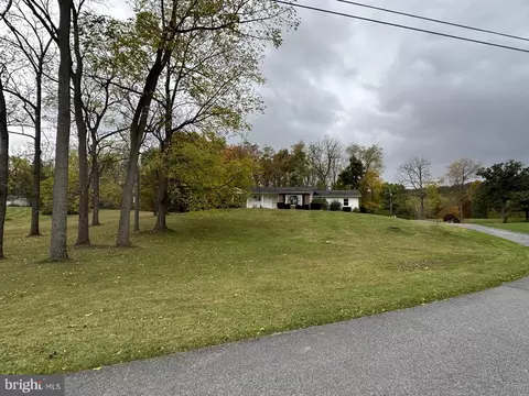 5125 Walnut Ln, Everett, PA 15537 photo 2