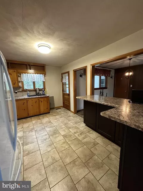 5125 Walnut Ln, Everett, PA 15537 photo 9