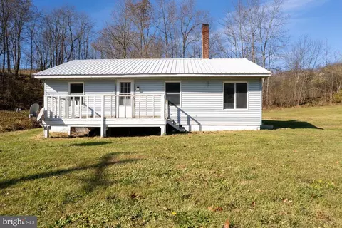 8482 Hyndman Rd, Buffalo Mills, PA 15534