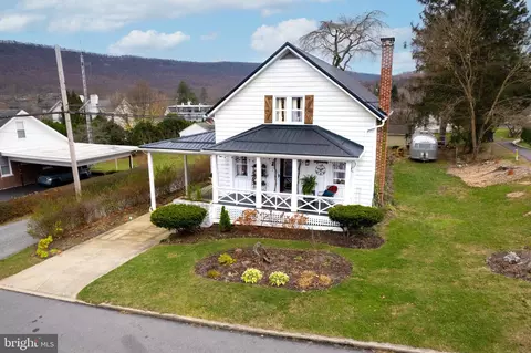 128 Watson St W, Bedford, PA 15522