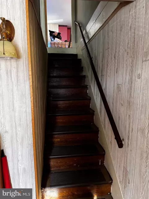 303 W Main St, Everett, PA 15537 photo 9