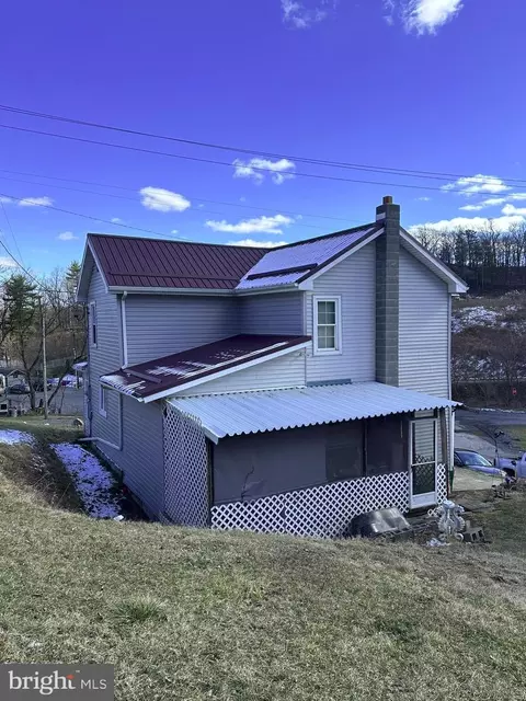 Exterior - 306 West St, Everett, PA 15537 photo 7 of 8