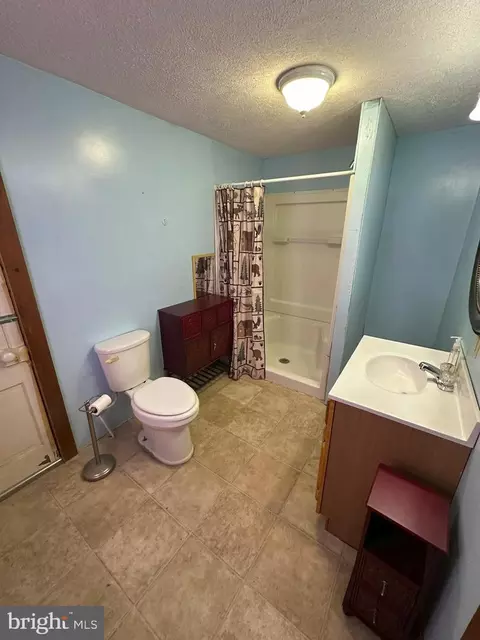 Bath - 306 West St, Everett, PA 15537 photo 1 of 6