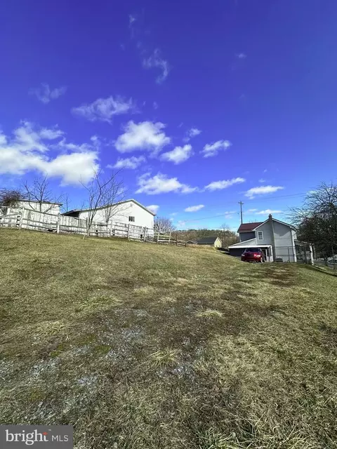 Exterior - 306 West St, Everett, PA 15537 photo 5 of 8
