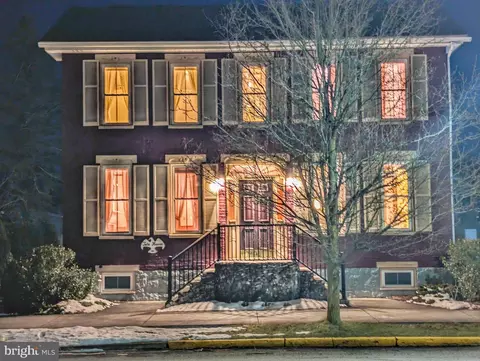 122 Main St W, Everett, PA 15537