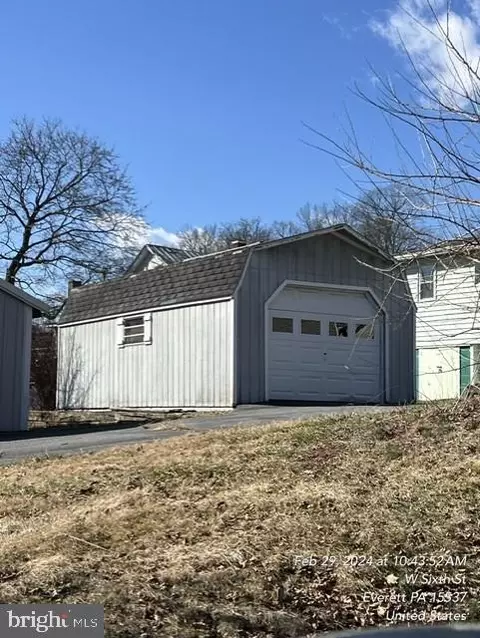 Exterior - 461 West St, Everett, PA 15537 photo 5 of 8