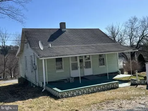 Exterior - 461 West St, Everett, PA 15537 photo 3 of 8