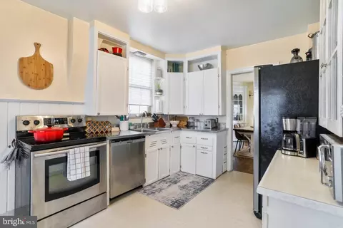 Kitchen - 301 E 1st St, Everett, PA 15537 photo 1 of 3