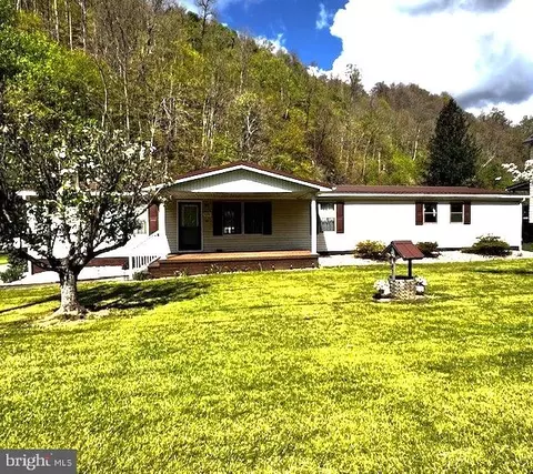 4221 Hyndman Rd, Hyndman, PA 15545
