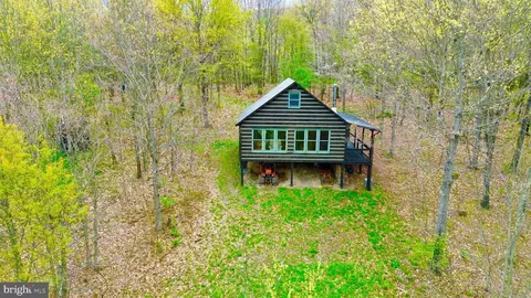 500 N Woodcock Valley Rd, Hopewell, PA 16650