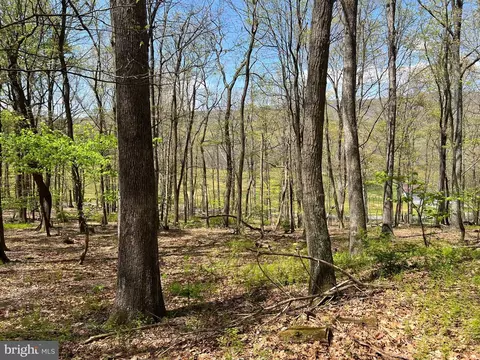 4 Black Valley Road, Clearville, PA 15535