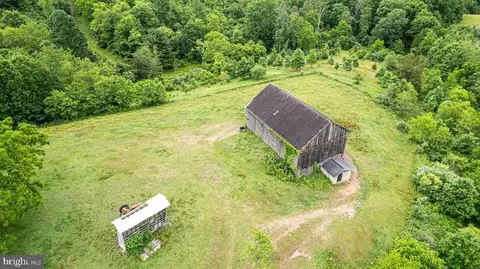 View/Area - 1079 E Mattie Rd, Everett, PA 15537 photo 3 of 6