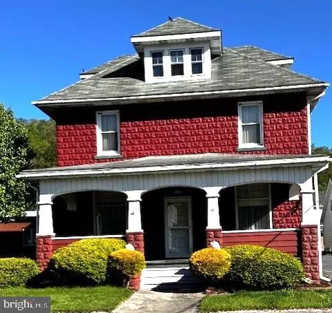 129 W South St, Everett, PA 15537