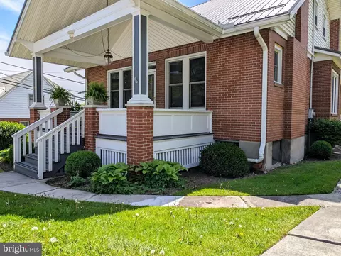 Exterior - 20 W 2nd St, Everett, PA 15537 photo 3 of 21