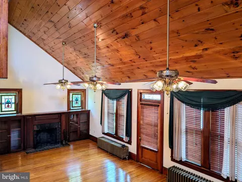 Living - 20 W 2nd St, Everett, PA 15537 photo 5 of 5