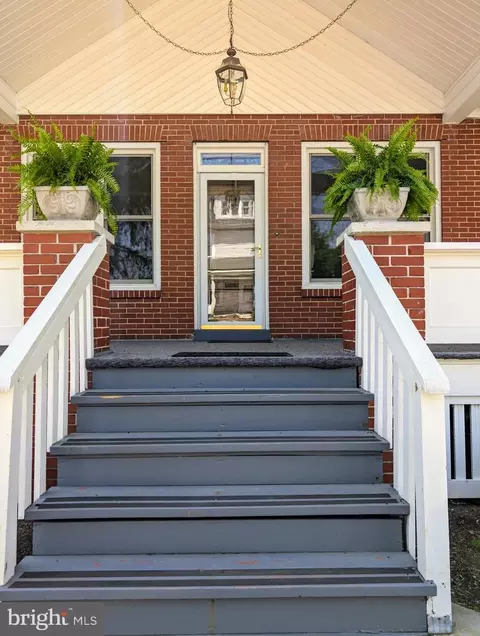 Exterior - 20 W 2nd St, Everett, PA 15537 photo 6 of 21