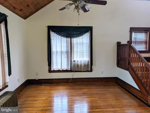Living - 20 W 2nd St, Everett, PA 15537 photo 3 of 5