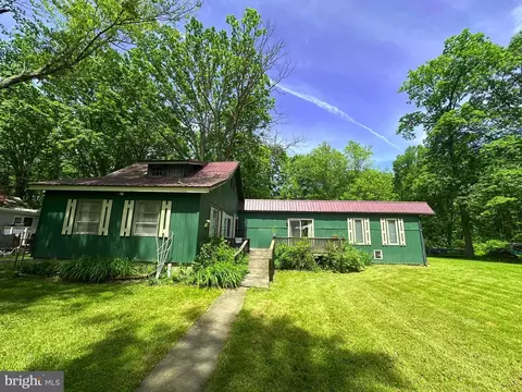 491 Wayne Blvd, Alum Bank, PA 15521