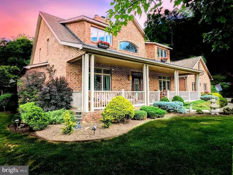 111 Husick Ln, Saxton, PA 16678