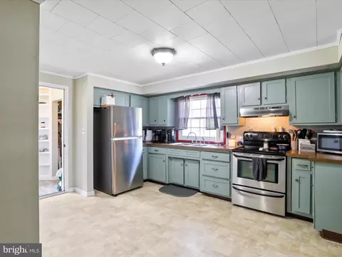 122 W Fifth Ave, Everett, PA 15537 photo 10
