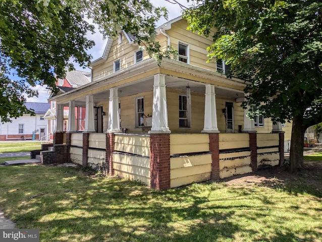345 E Pitt St, Bedford, PA 15522 | 57 Photos - Movoto