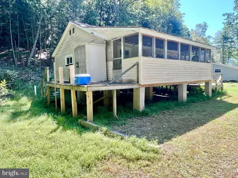 318 Pharr Rd, Everett, PA 15537 photo 8