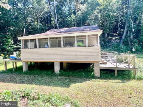 318 Pharr Rd, Everett, PA 15537 photo 6