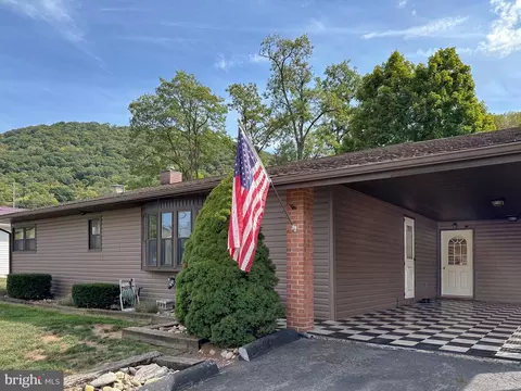 611 Mifflin St, Saxton, PA 16678