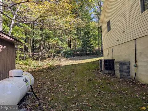 Exterior - 10859 Clear Ridge Rd, Everett, PA 15537 photo 7 of 19