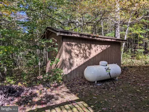 Exterior - 10859 Clear Ridge Rd, Everett, PA 15537 photo 6 of 19