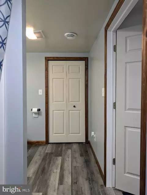 Entry Way - 10859 Clear Ridge Rd, Everett, PA 15537 photo 4 of 6