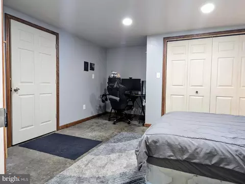 Bedroom - 10859 Clear Ridge Rd, Everett, PA 15537 photo 6 of 7