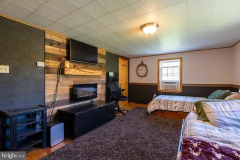 Bedroom - 588 Miller Rd, Schellsburg, PA 15559 photo 5 of 7